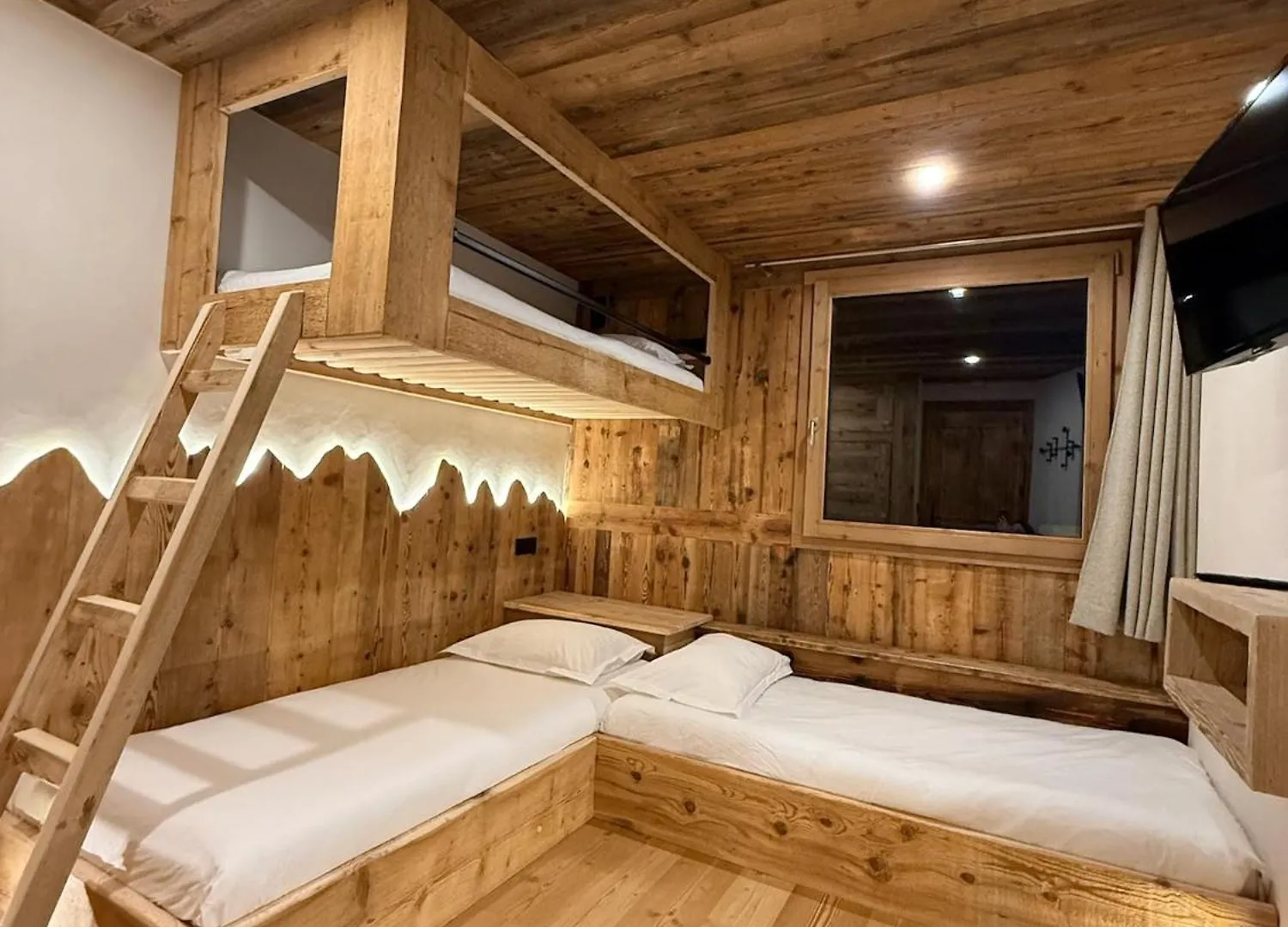 Chalet Braconnier Montvalezan Apartment
