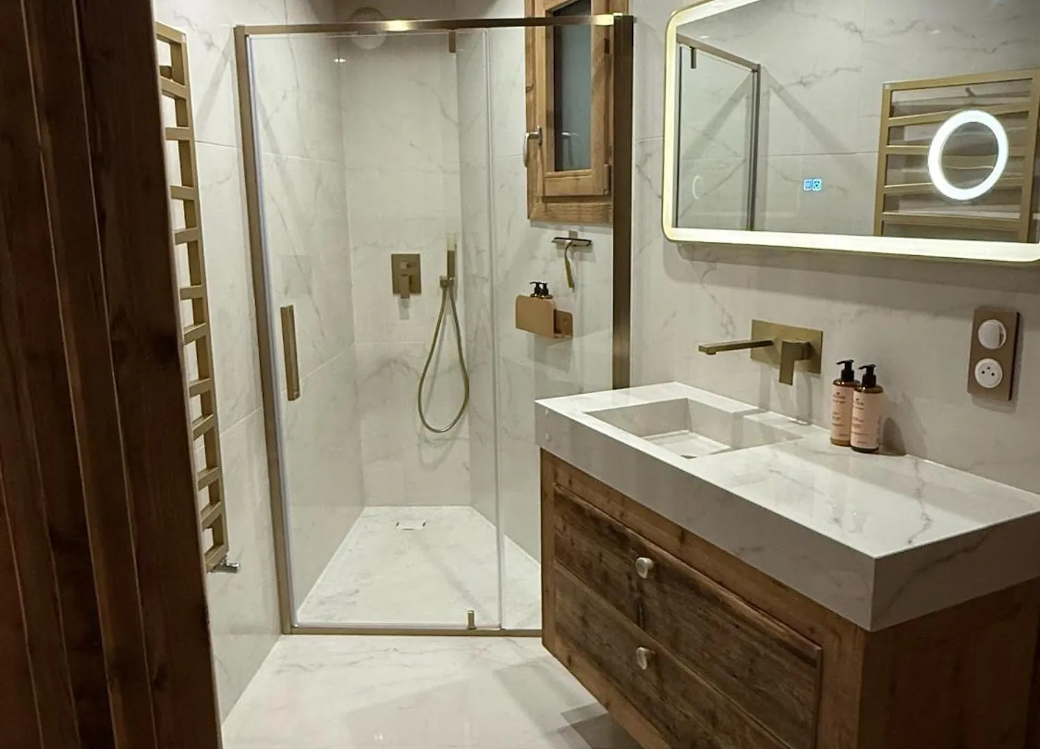 Apartment Chalet Braconnier Montvalezan